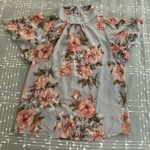 Valleygirl Floral Women's Top - Gray and Pink size 8